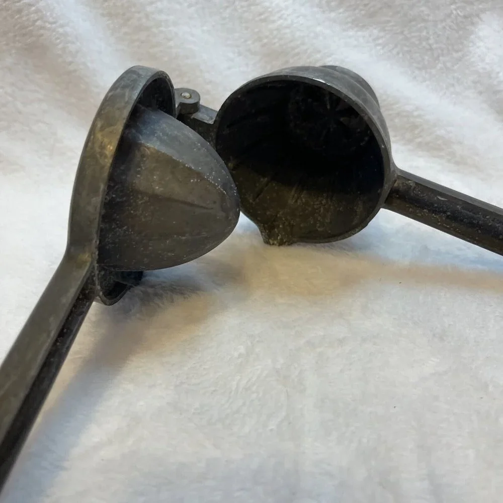 Vintage Cast Aluminum Juicer, marked Made in Italy‎